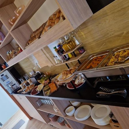 Apartmani Marina Kopitovic Petrovac Екстер'єр фото
