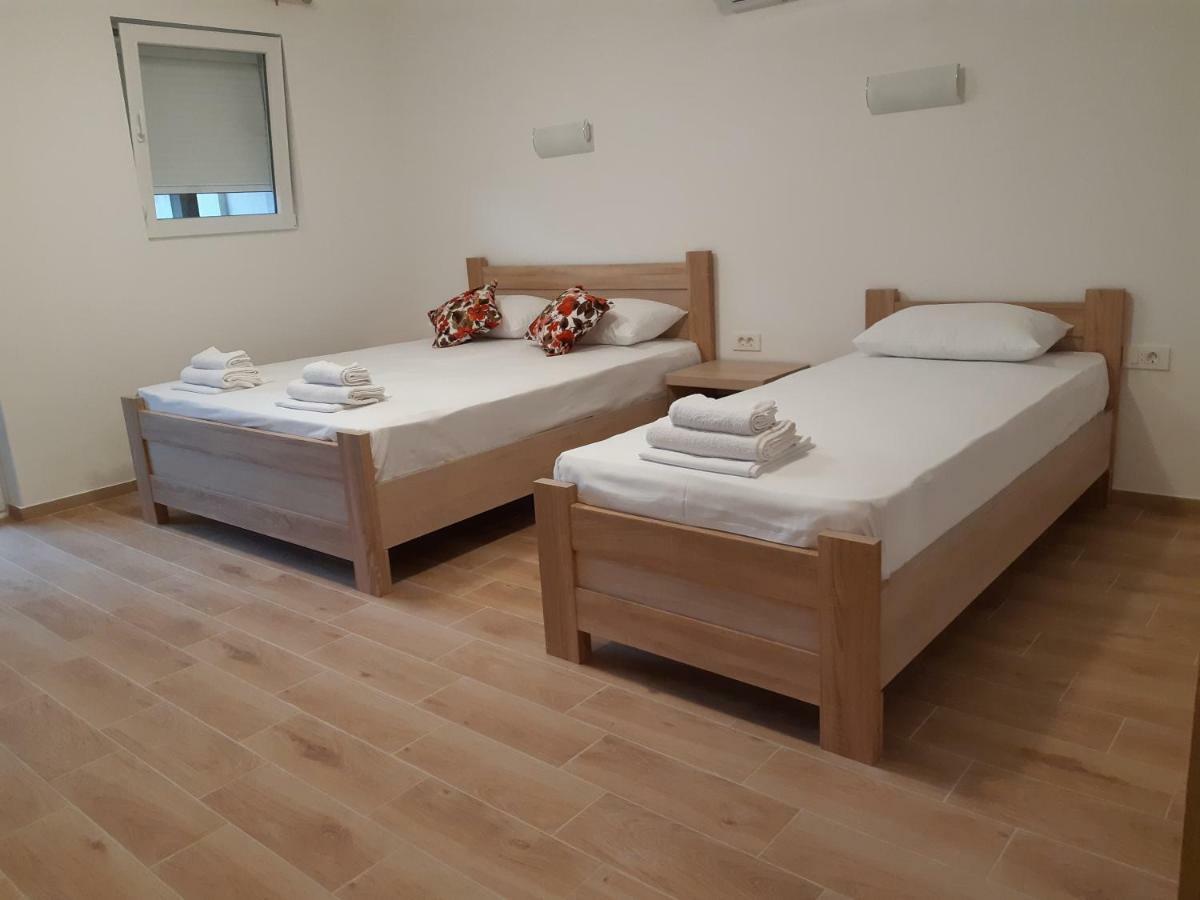 Apartmani Marina Kopitovic Petrovac Екстер'єр фото