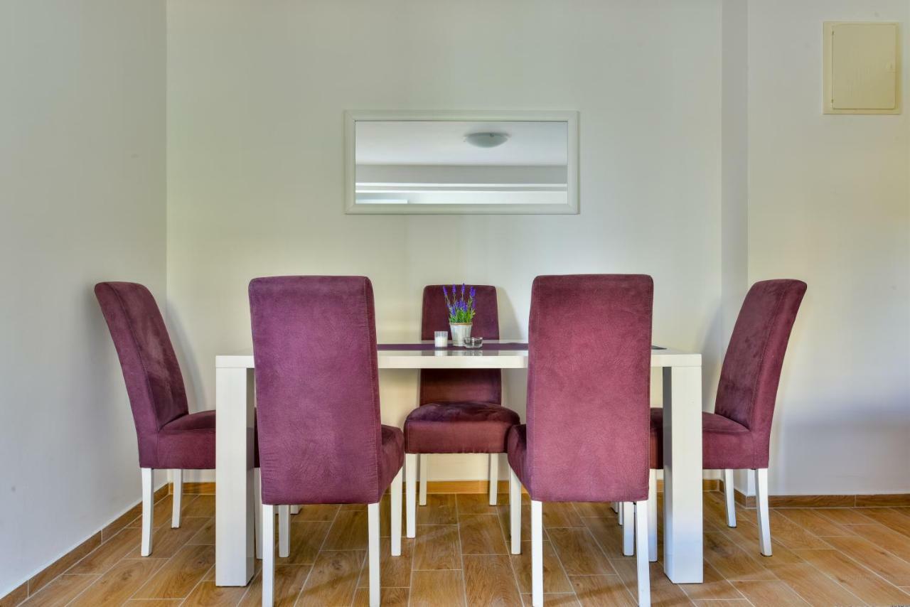 Apartmani Marina Kopitovic Petrovac Екстер'єр фото