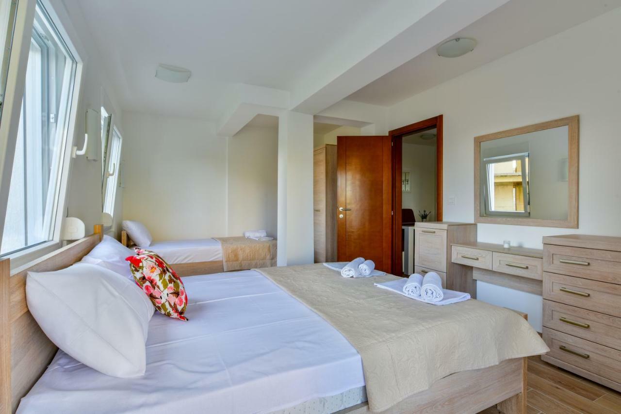 Apartmani Marina Kopitovic Petrovac Екстер'єр фото