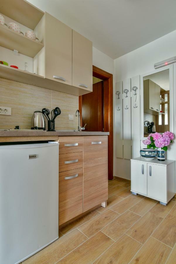 Apartmani Marina Kopitovic Petrovac Екстер'єр фото