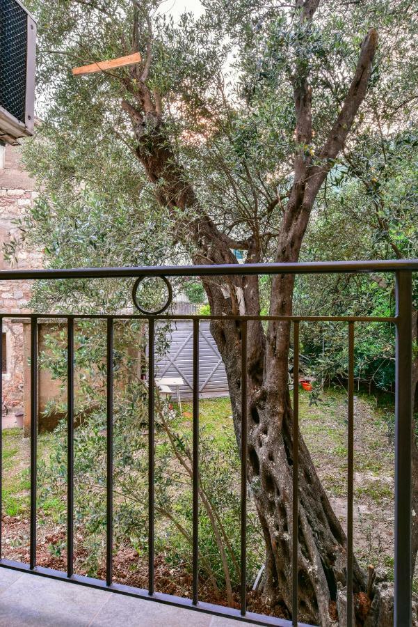 Apartmani Marina Kopitovic Petrovac Екстер'єр фото